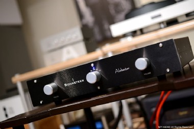 ӢSonneteer Alabasterۺ ζ 